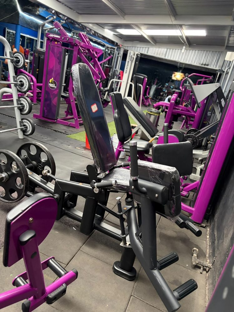 Equipo de fuerza y discos olímpicos de GYM GOKI